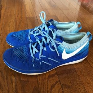 Nike Focus Flyknit